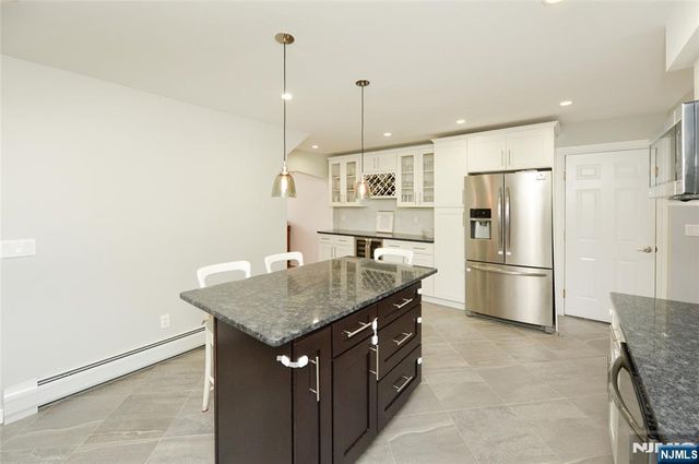 5-18 6th Street, Fair Lawn, NJ 07410