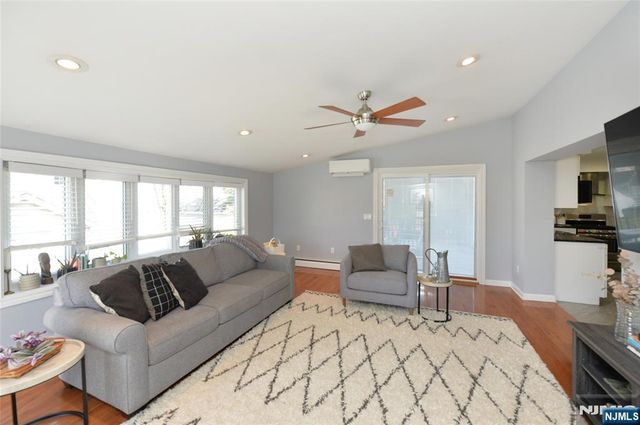 5-18 6th Street, Fair Lawn, NJ 07410