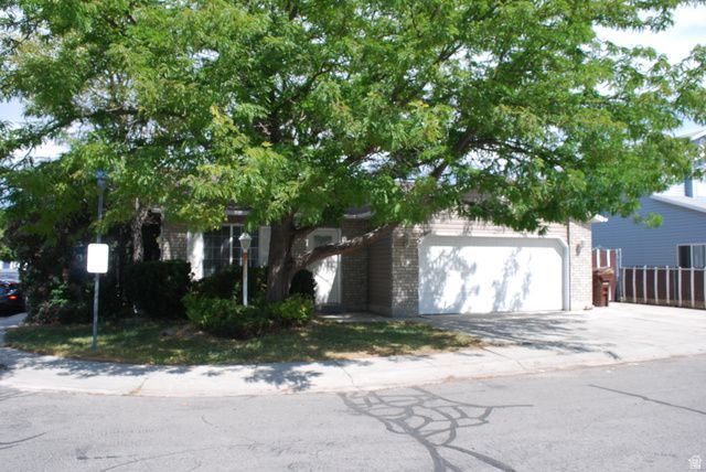 2917 S FLAIR ST, West Valley City, UT 84120