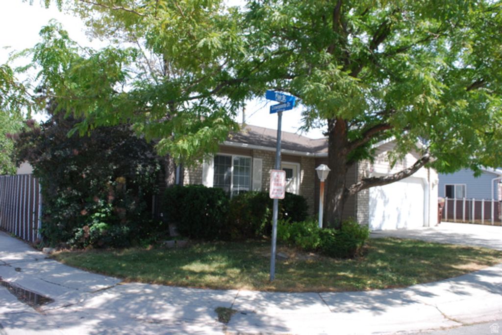 2917 S FLAIR ST, West Valley City, UT 84120 — photo 3