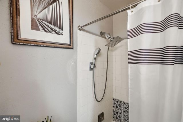 14835 EMBERDALE DR, Woodbridge, VA 22193