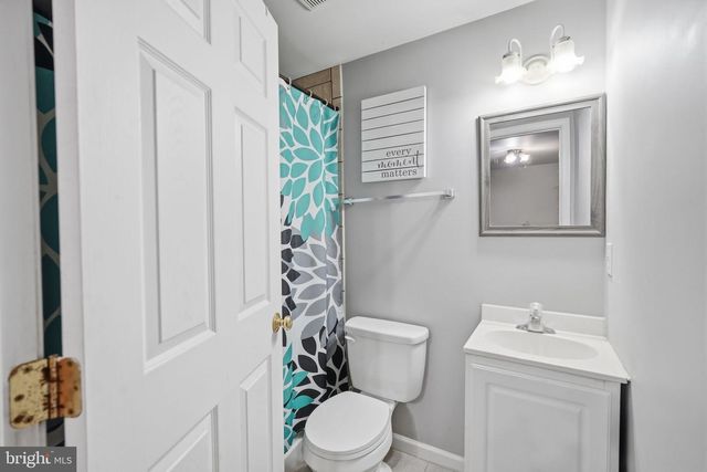 14835 EMBERDALE DR, Woodbridge, VA 22193