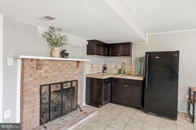 14835 EMBERDALE DR, Woodbridge, VA 22193