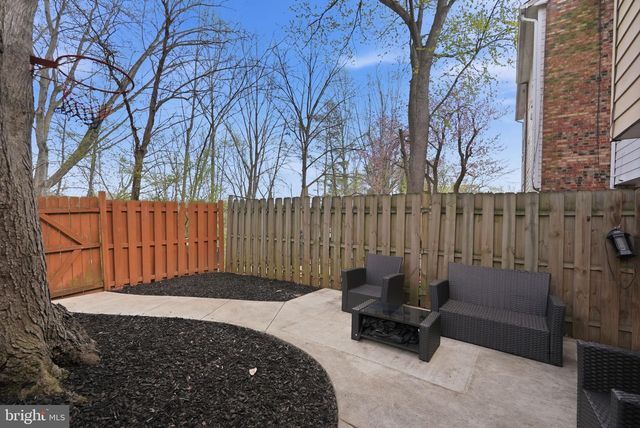 14835 EMBERDALE DR, Woodbridge, VA 22193