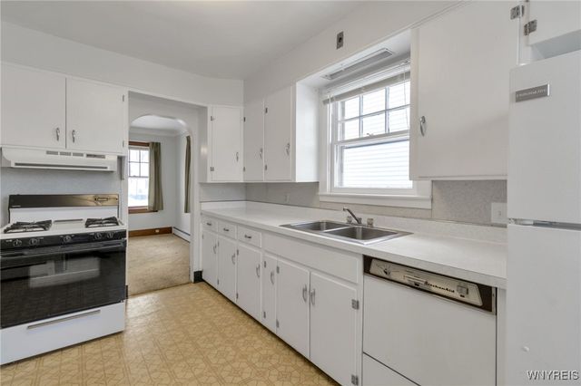 110 Moulton Avenue, Tonawanda, NY 14223