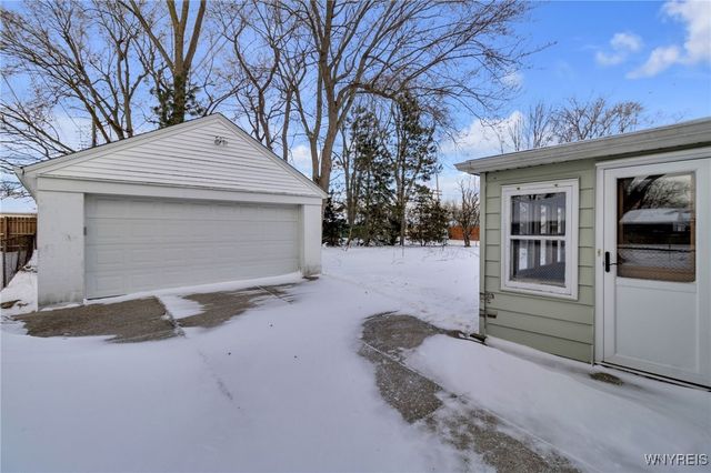 110 Moulton Avenue, Tonawanda, NY 14223