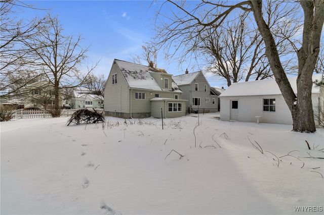 110 Moulton Avenue, Tonawanda, NY 14223