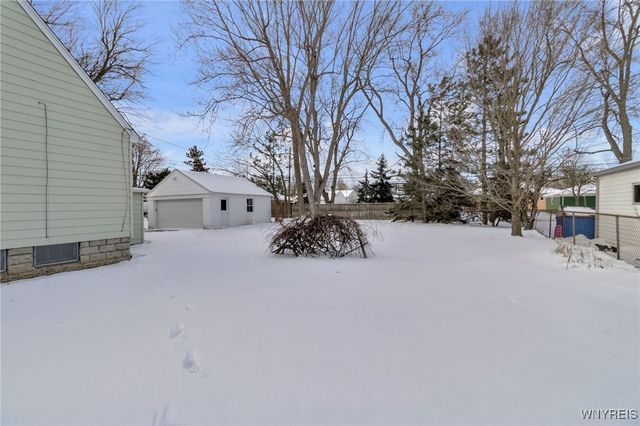 110 Moulton Avenue, Tonawanda, NY 14223