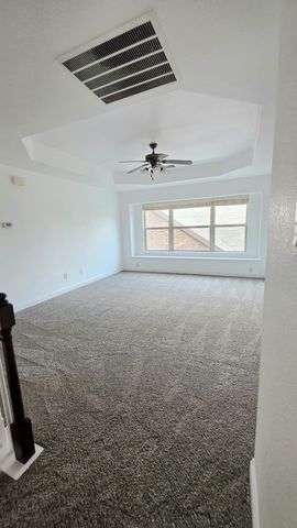 11516 Round Leaf Drive, Fort Worth, TX 76244