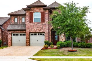 11516 Round Leaf Drive, Fort Worth, TX 76244