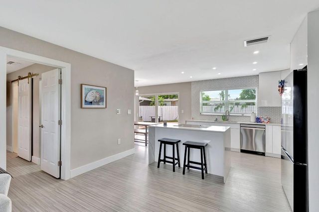 9518 Keating Drive, Palm Beach Gardens, FL 33410