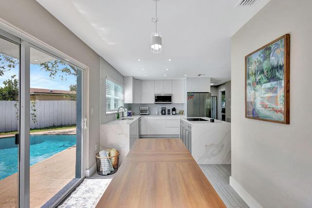 9518 Keating Drive, Palm Beach Gardens, FL 33410