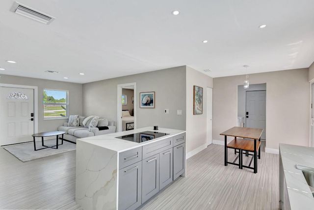 9518 Keating Drive, Palm Beach Gardens, FL 33410