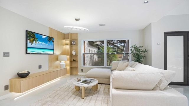 3029 NW 26th Avenue, Boca Raton, FL 33434