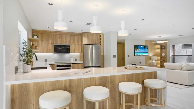 3029 NW 26th Avenue, Boca Raton, FL 33434