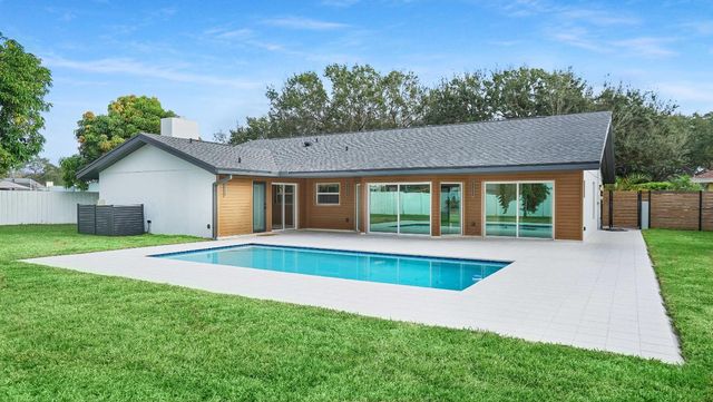 3029 NW 26th Avenue, Boca Raton, FL 33434