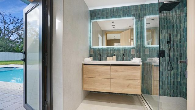 3029 NW 26th Avenue, Boca Raton, FL 33434