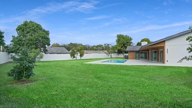 3029 NW 26th Avenue, Boca Raton, FL 33434