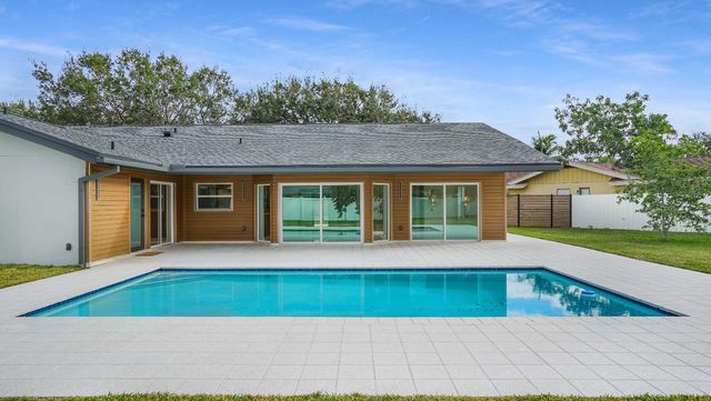 3029 NW 26th Avenue, Boca Raton, FL 33434