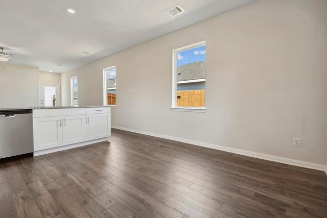15511 Caramel Springs Drive, Conroe, TX 77303