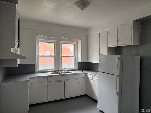 509 Hudson Street 11, Syracuse, NY 13207