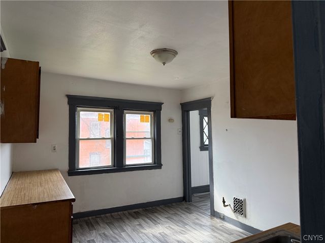 509 Hudson Street 11, Syracuse, NY 13207