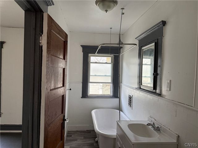 509 Hudson Street 11, Syracuse, NY 13207