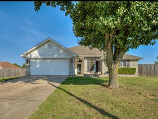11517 Sherwood Court, Oklahoma City, OK 73130