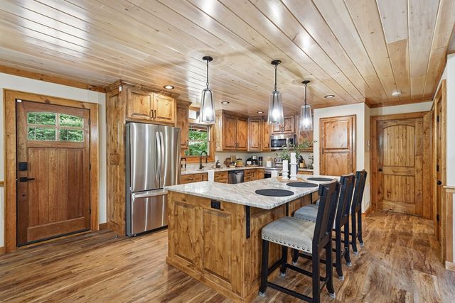 4687 Murphy Hwy, Mineral Bluff, GA 30559