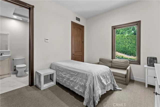 1210 Chantilly, Los Angeles, CA 90077