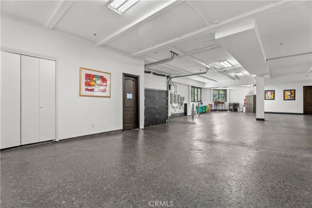 1210 Chantilly, Los Angeles, CA 90077