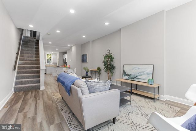 2712 W MOSHER ST, Baltimore, MD 21216