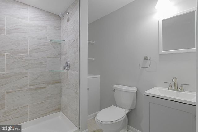 2712 W MOSHER ST, Baltimore, MD 21216