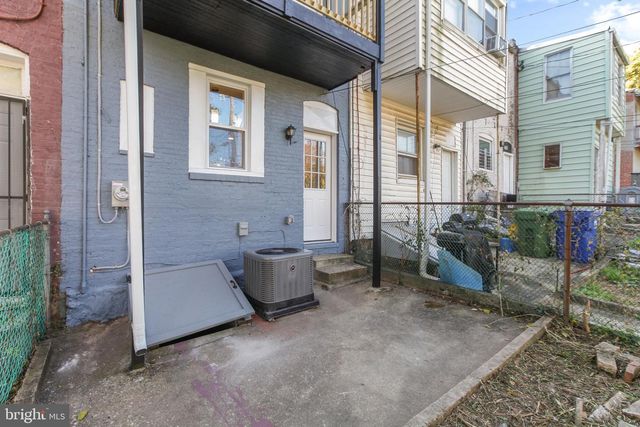 2712 W MOSHER ST, Baltimore, MD 21216