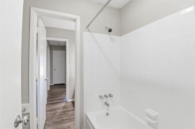 6519 Bridgegate Drive, Spring, TX 77373