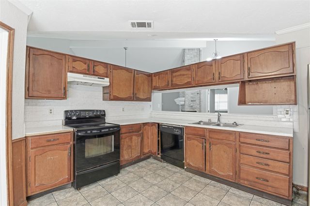 6519 Bridgegate Drive, Spring, TX 77373