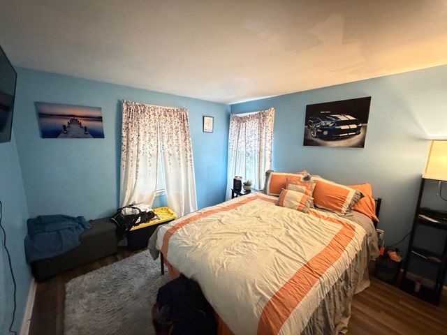 117 Silver St, Agawam, MA 01001