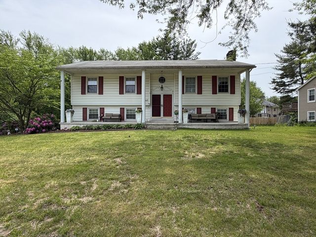 117 Silver St, Agawam, MA 01001