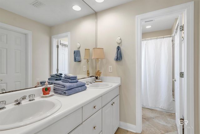 6010 South Sea Circle, Gulf Shores, AL 36542