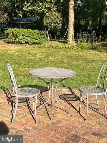 2217 MARTHA'S RD, Alexandria, VA 22307