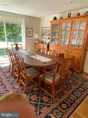 2217 MARTHA'S RD, Alexandria, VA 22307