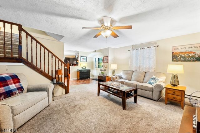 136 Jefferson Trl, Hopatcong Boro, NJ 07843