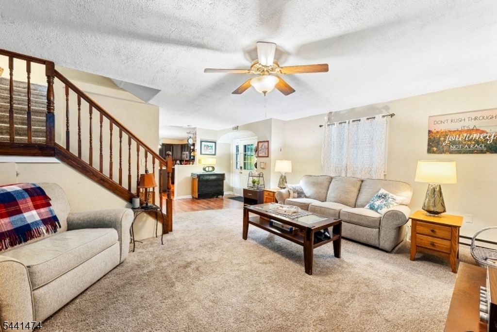 136 Jefferson Trl, Hopatcong Boro, NJ 07843 — photo 4