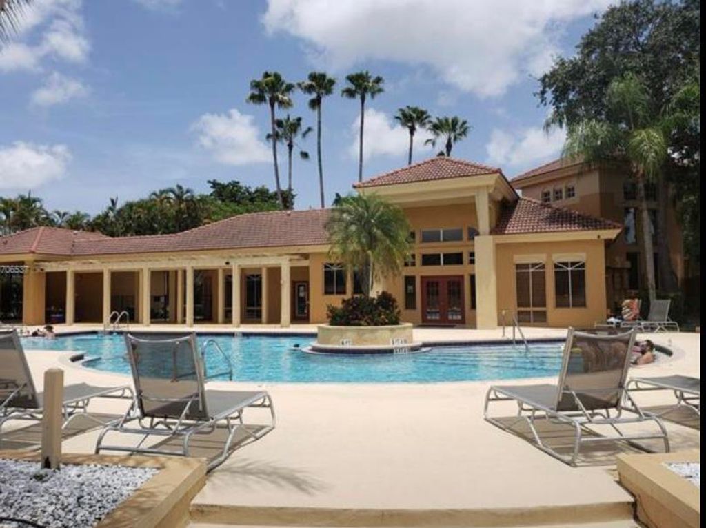 4799 Via Palm Lakes 1617, West Palm Beach, FL 33417