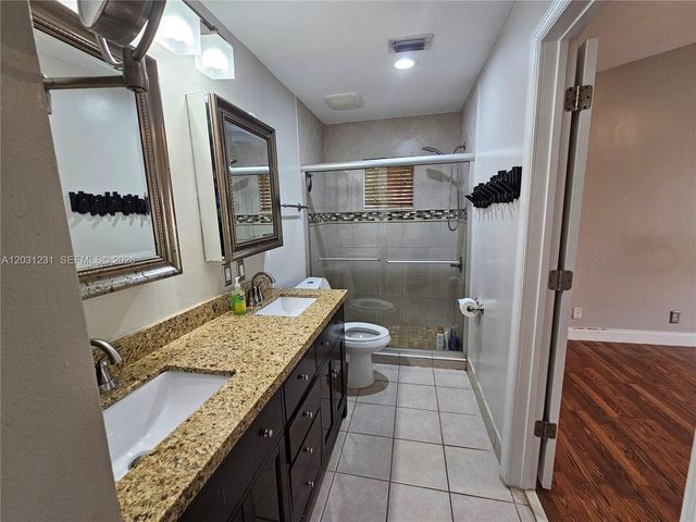 4232 Mahogany Ridge Dr, Weston, FL 33331