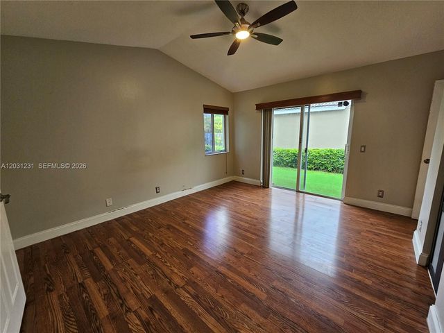 4232 Mahogany Ridge Dr, Weston, FL 33331