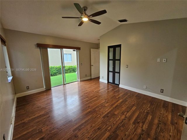 4232 Mahogany Ridge Dr, Weston, FL 33331