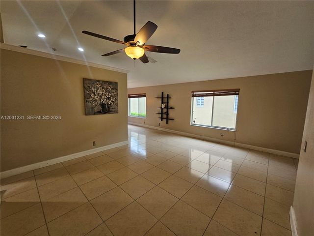4232 Mahogany Ridge Dr, Weston, FL 33331