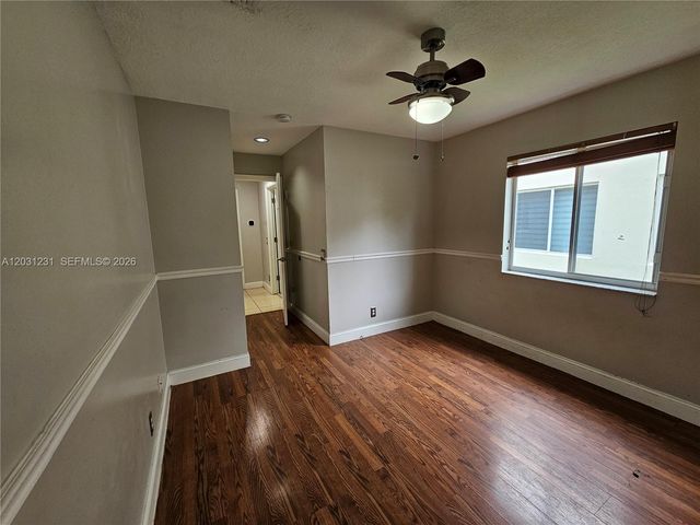 4232 Mahogany Ridge Dr, Weston, FL 33331