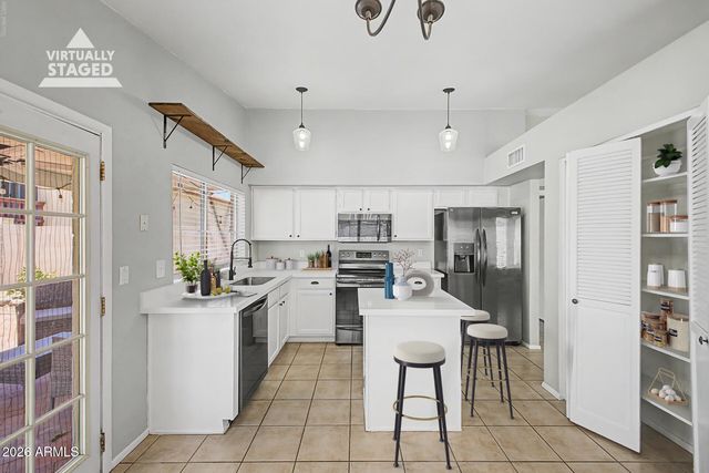 9405 S 45TH Place, Phoenix, AZ 85044